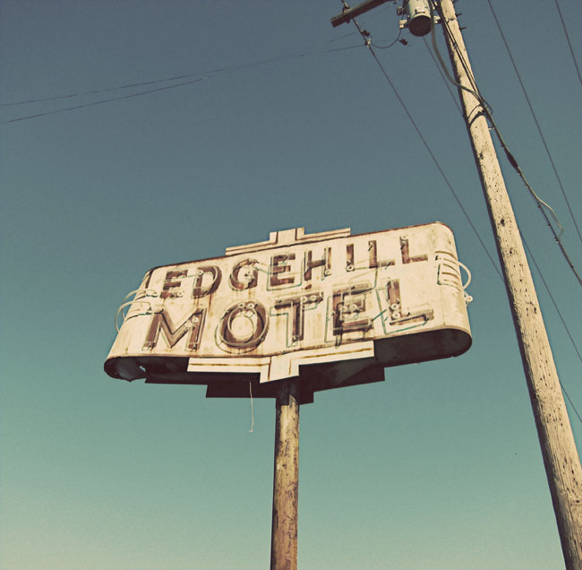small motel sign web